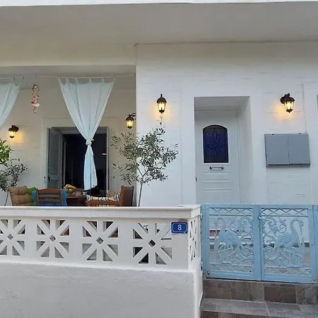 Beautiful House In The Capital Of Apartment Parikia (Paros)