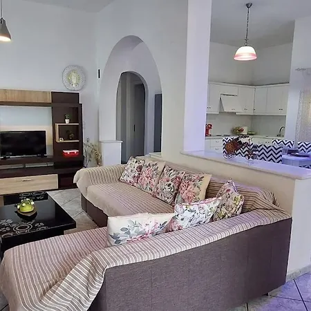 Beautiful House In The Capital Of Parikia (Paros)