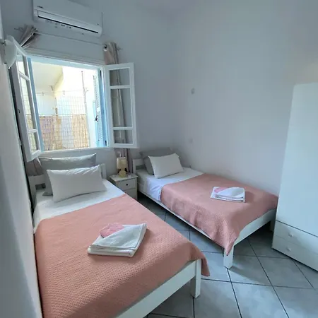 Beautiful House In The Capital Of Apartment Parikia (Paros)